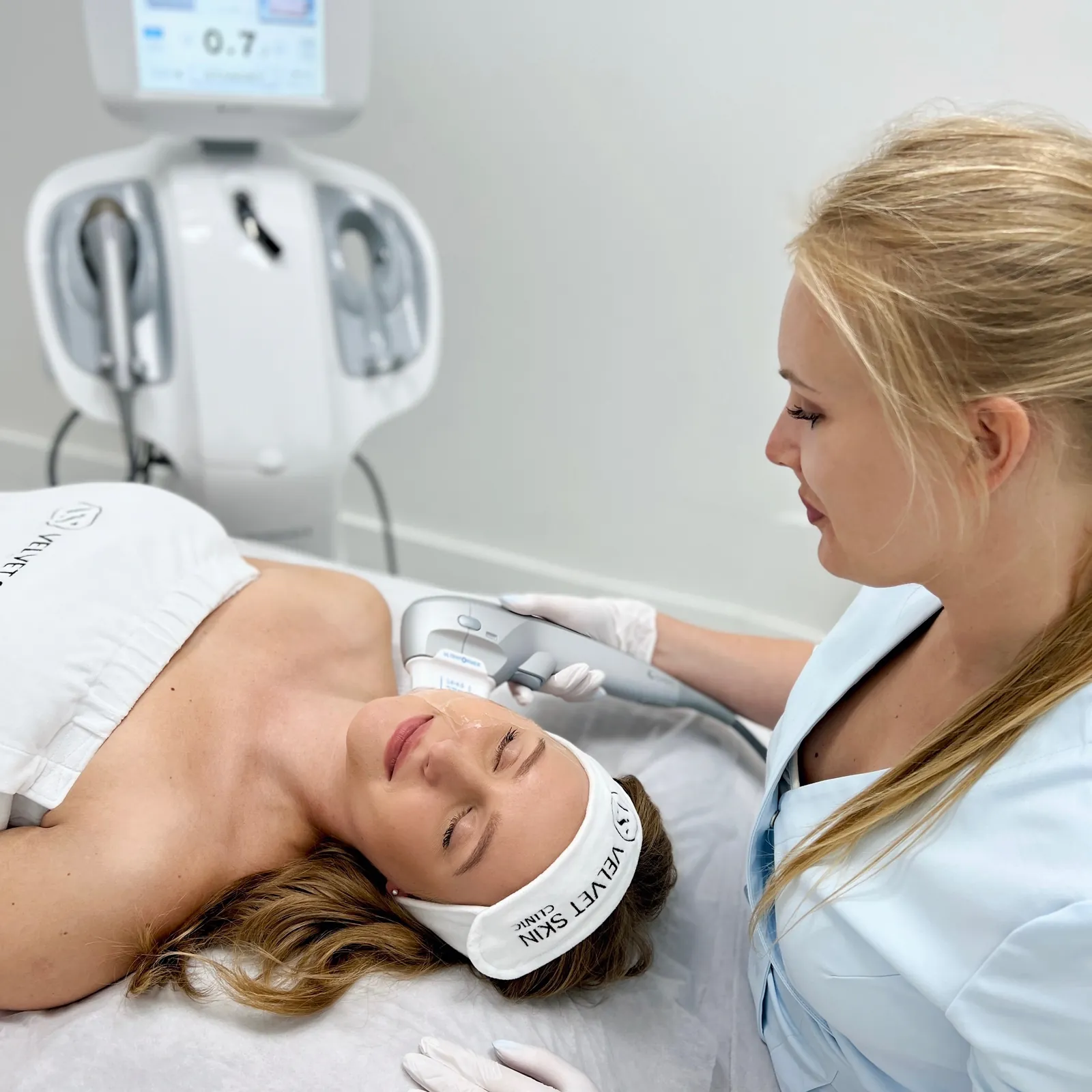 HIFU Ultraformer III™ — nieinwazyjny lifting bez operacji — Velvet Skin Clinic Warszawa