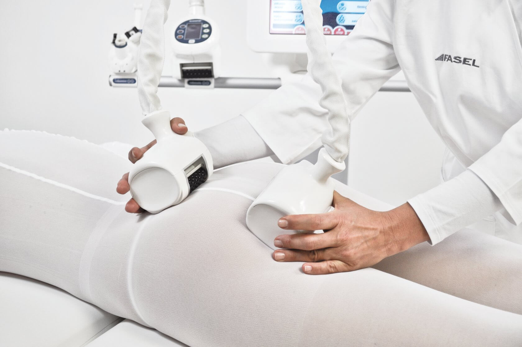 Icoone Med — vacuum massage for reducing cellulite and fatty tissue